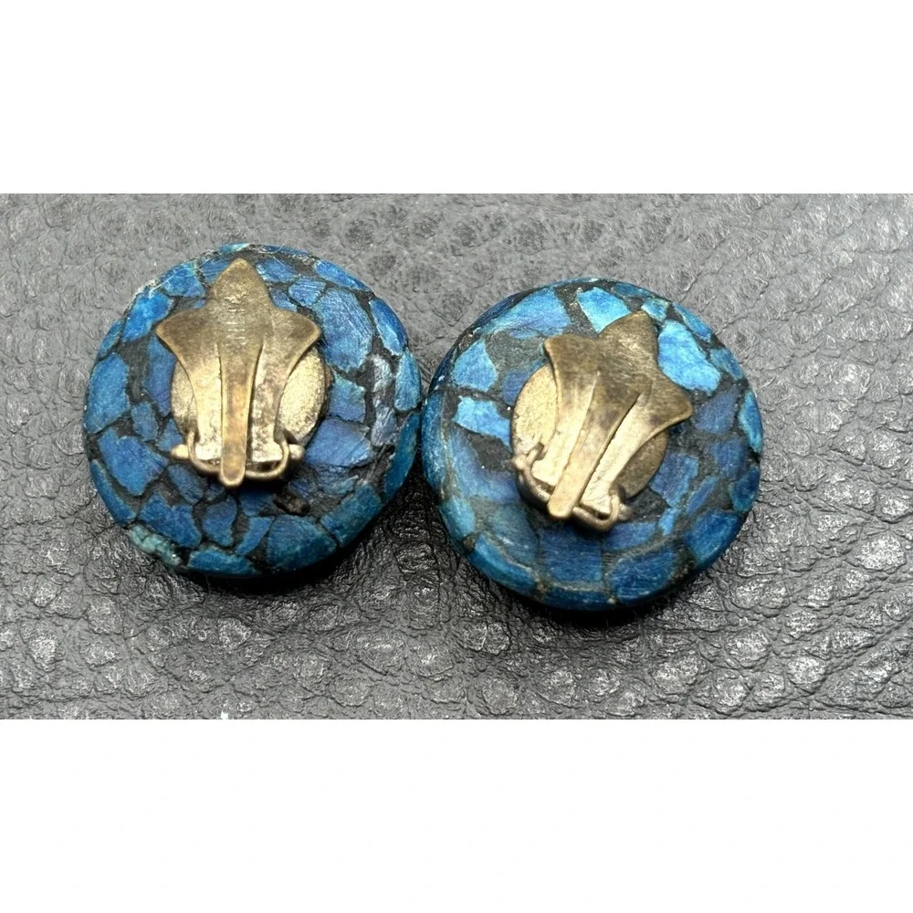 Vintage Made in India Blue Stone Chip Inlay Clip Earrings Boho Ethnic